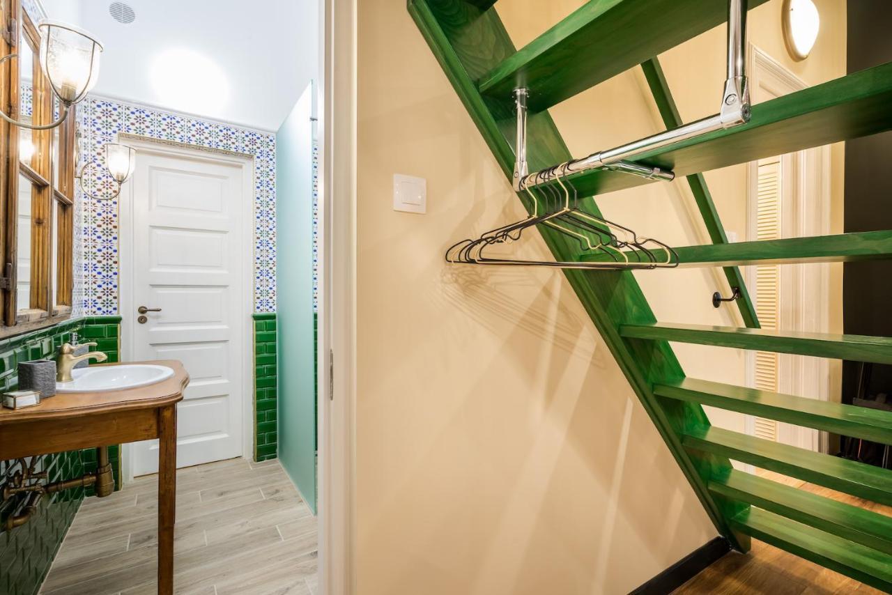 Unique & Stylish - Home Of Traveler In City Center Будапеща Екстериор снимка